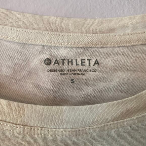 Athleta Women's size Small Cream Tan Camo Short Sleeve Tee T-Shirt Gorpcore - Picture 2 of 9